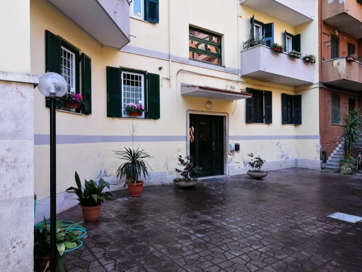 Garbatella'S In Rome Lägenhet Exteriör bild